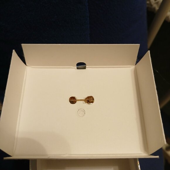 Fall Leaves wreath brooch. (Pre-loved) - Picture 2 of 5